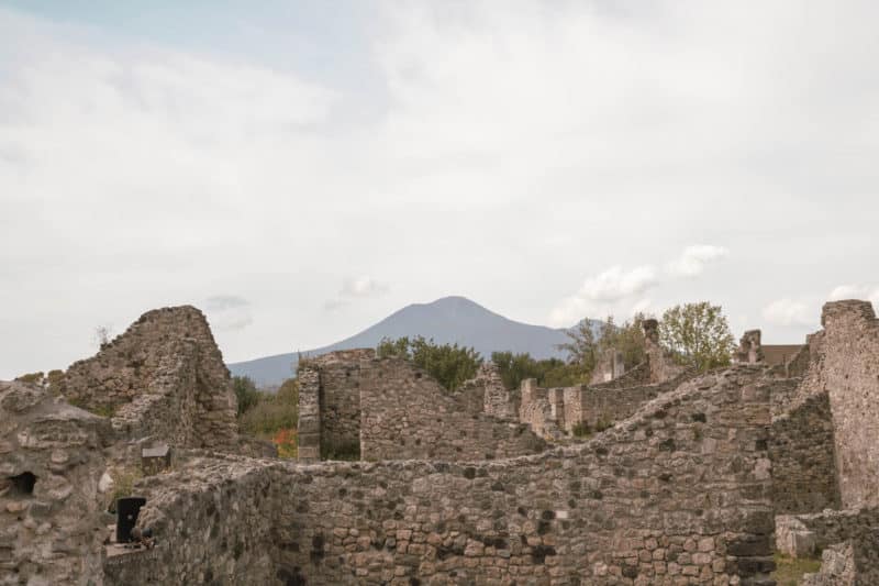 Rome To Pompeii Day Trip (A Guide To Visiting Pompeii & Mount Vesuvius)